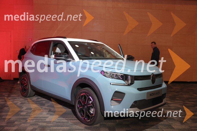 Nov ë-C3, predstavitev