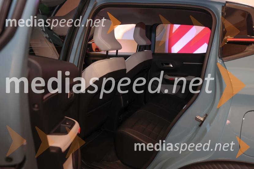 Nov ë-C3, predstavitev