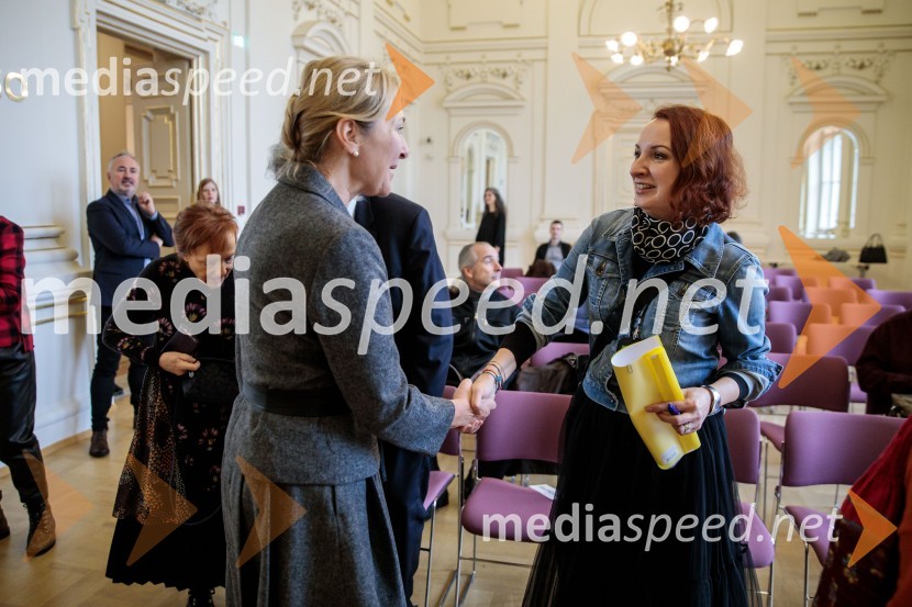 dr. Barbara Jaki, direktorica Narodne galerije Ljubljana, muzejska svetnica;  ... Predstavitev monografije Mojstri slovenskega impresionizma