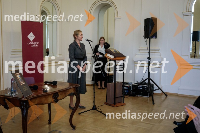 dr. Barbara Jaki, direktorica Narodne galerije Ljubljana, muzejska svetnicaPredstavitev monografije Mojstri slovenskega impresionizma