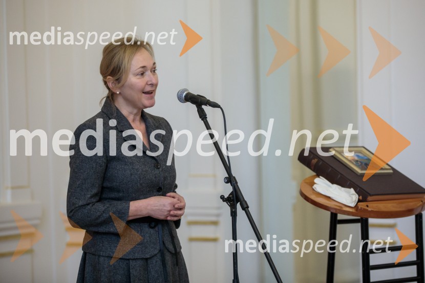 dr. Barbara Jaki, direktorica Narodne galerije Ljubljana, muzejska svetnicaPredstavitev monografije Mojstri slovenskega impresionizma