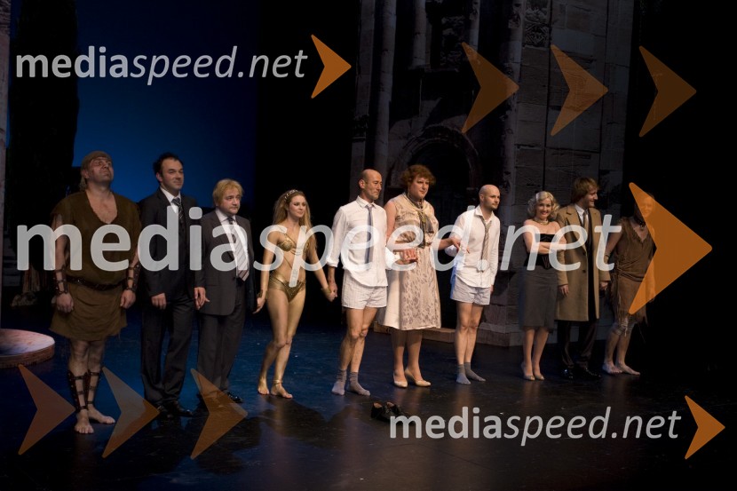 PoklonOsli, premiera v MGL