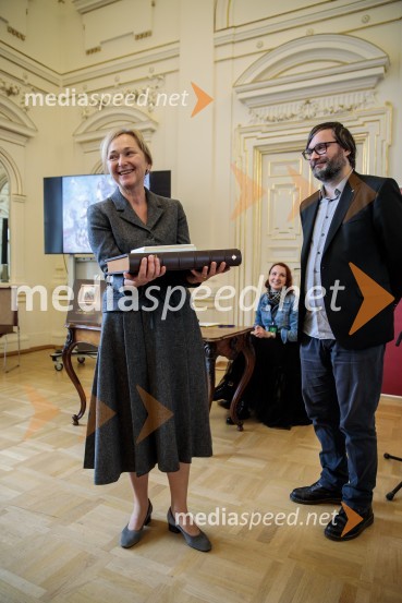 dr. Barbara Jaki, direktorica Narodne galerije Ljubljana, muzejska svetnica;  Aljoša Harlamov, urednik Cankarjeve založbePredstavitev monografije Mojstri slovenskega impresionizma