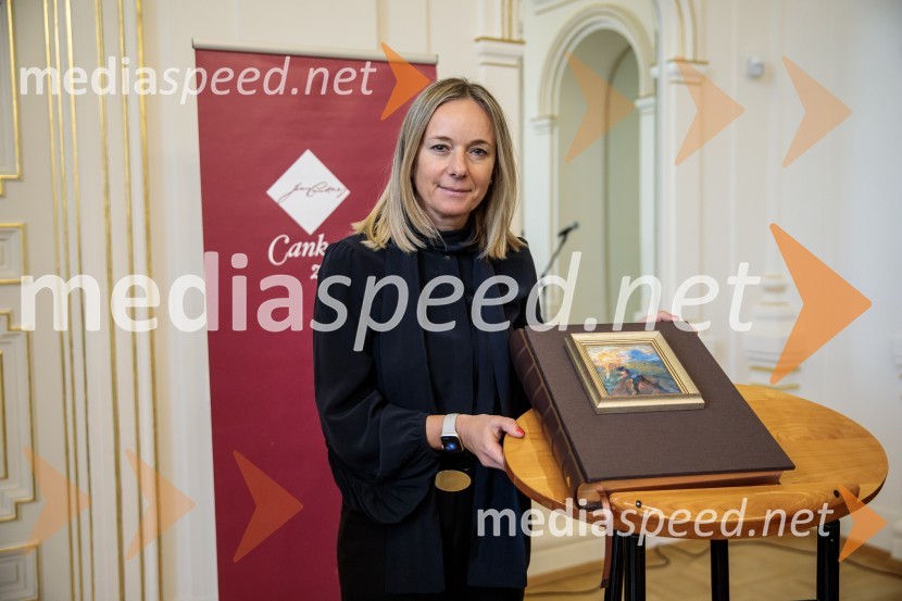  Simona Mele, predsednica uprave Mladinska knjigaPredstavitev monografije Mojstri slovenskega impresionizma