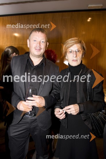 Robert Waltl, direktor Mini teatra in Mojca Kreft, dramaturginjaOsli, premiera v MGL