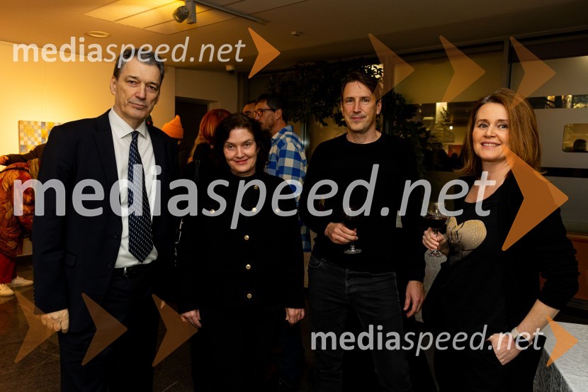  Matija Šenk, Generali;  Petra  Bizilj Silva, kustosinja Generali galerije;  ... ;  ... Odprtje razstave: Beli sladoled - Polnoletna, Generali Galerija