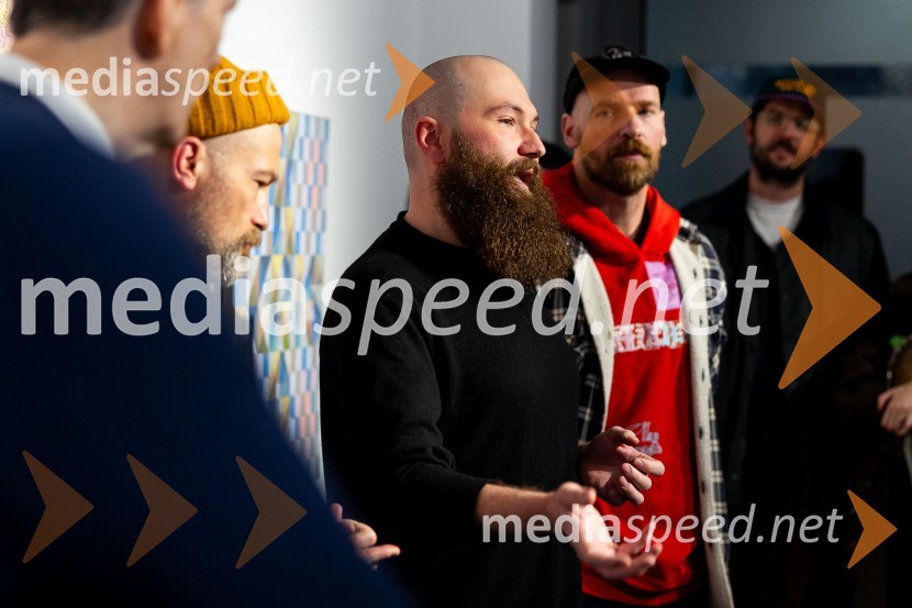  Adrijan Praznik, slikar in kuratorOdprtje razstave: Beli sladoled - Polnoletna, Generali Galerija