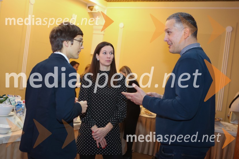 AmCham Poslovna liderka in Poslovni lider leta 2024 sta Anita Ogulin in dr. Jure Leskovec