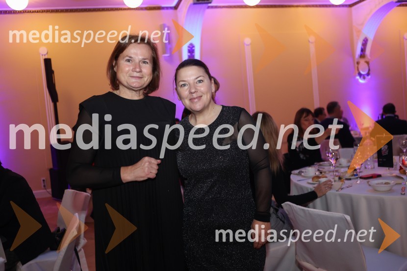  ... ;  Tjaša Kolenc Filipčič, vodja upravljanja z blagovno znamko in direktorica marketinga v Skupini TriglavAmCham Poslovna liderka in Poslovni lider leta 2024 sta Anita Ogulin in dr. Jure Leskovec