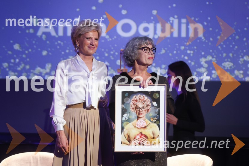  Aleša Mižigoj, direktorica Medex, d. o. o.;  Anita Ogulin, Zveza prijateljev mladineAmCham Poslovna liderka in Poslovni lider leta 2024 sta Anita Ogulin in dr. Jure Leskovec