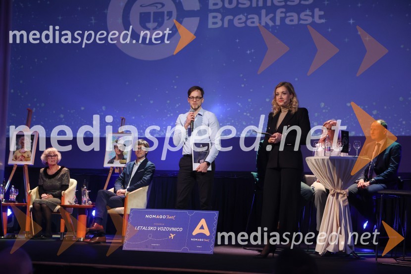   Irenej Jerič, Lek;  Anja Hlača Ferjančič, novinarka, RTVAmCham Poslovna liderka in Poslovni lider leta 2024 sta Anita Ogulin in dr. Jure Leskovec