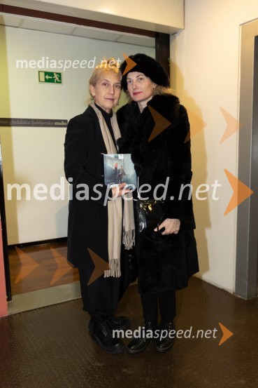  Barbara Hieng Samobor, direktorica in umetniška vodja MGL;  Hermina Kovačič, strokovnjakinja za komuniciranjeNavodila, premiera drame v MGL