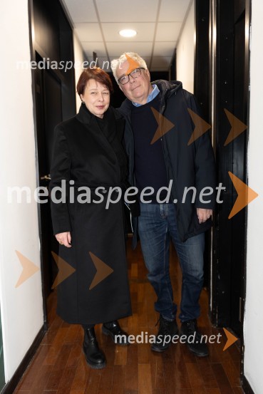  Kristina Sever, vodja kabineta, Ministrstvo za infrastrukturo;  Jani Sever, filmski producentNavodila, premiera drame v MGL