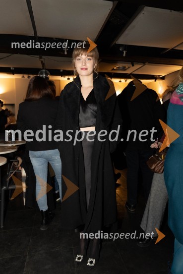  Julita Kropec, igralkaNavodila, premiera drame v MGL