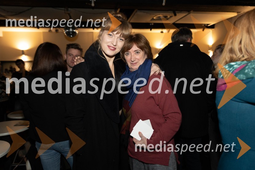  Julita Kropec, igralka;  Maja Cerar, lektoricaNavodila, premiera drame v MGL