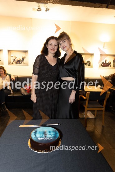  Ana Duša, pisateljica, režiserka;  Julita Kropec, igralkaNavodila, premiera drame v MGL