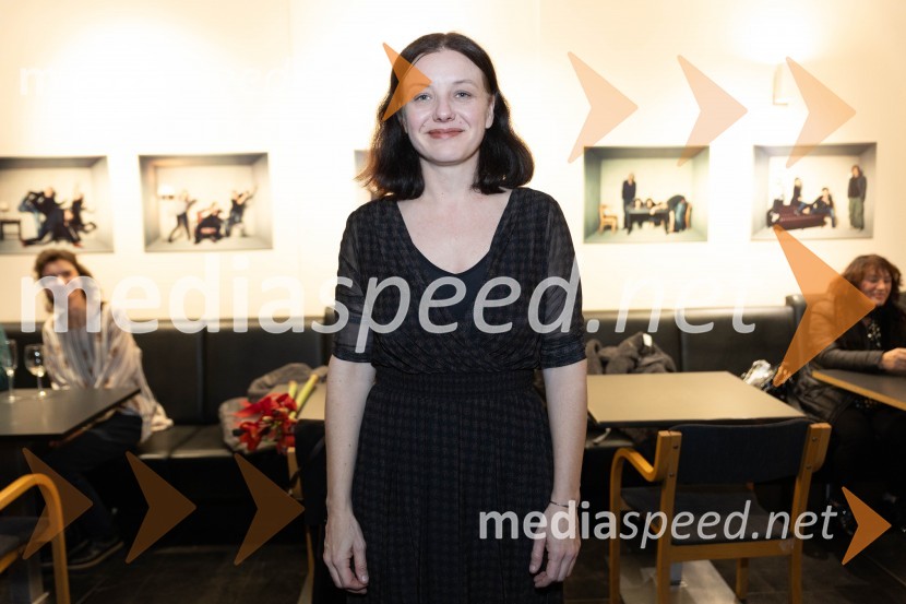  Ana Duša, pisateljica, režiserkaNavodila, premiera drame v MGL