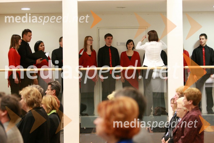 Pevski izborUniverza v Mariboru: Promocija doktorjev znanosti, april 2009