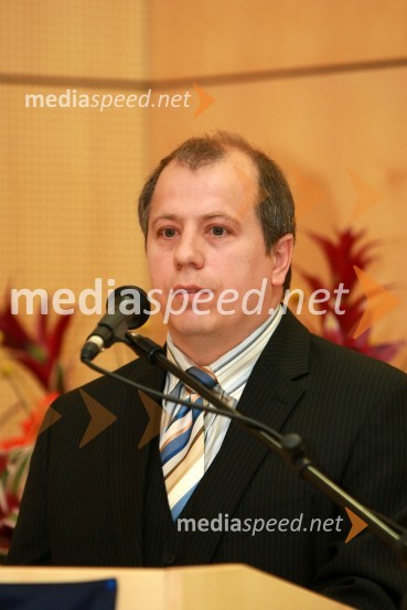 Prof. dr. Janez Brest, Fakulteta za elektrotehniko, računalništvo in informatiko Univerze v MariboruUniverza v Mariboru: Promocija doktorjev znanosti, april 2009