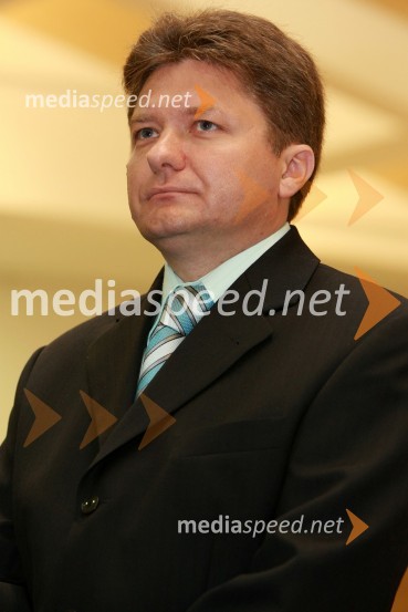 Dr. Miljenko Križmarić, Fakulteta za elektrotehniko, računalništvo in informatiko Univerze v MariboruUniverza v Mariboru: Promocija doktorjev znanosti, april 2009