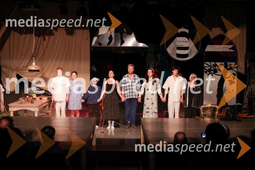  ... ;  Draga Potočnjak, igralka in pisateljica;  ... ;  Daša Doberšek, igralka;  Matija  Vastl, igralec;  Voranc Mandić, igralec;  Mark Jacob Cavazza - Vazz, raper;  Damjana Černe, igralkaArgonavti, premiera v SMG Ljubljana