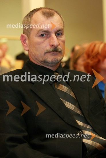 Prof. dr. Rajko Svečko, Fakulteta za elektrotehniko, računalništvo in informatiko Univerze v MariboruUniverza v Mariboru: Promocija doktorjev znanosti, april 2009