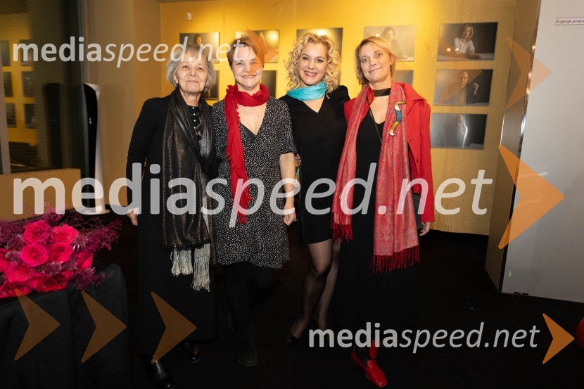  ... ;  Kim Komljanec, svetovalka ministrice za kulturo;  Karin Komljanec, igralka;  Katja Komljanec Koritnik, scenografka in kostumografkaMeduza, premiera monodrame v MGL