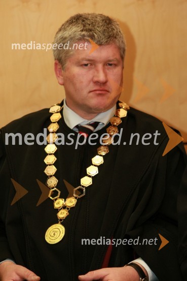 Prof. dr. Marko Ferjan, dekan Fakultete za organizacijske vede Univerze v MariboruUniverza v Mariboru: Promocija doktorjev znanosti, april 2009