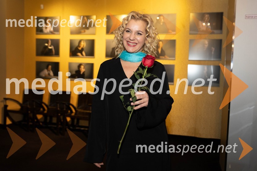  Karin Komljanec, igralkaMeduza, premiera monodrame v MGL