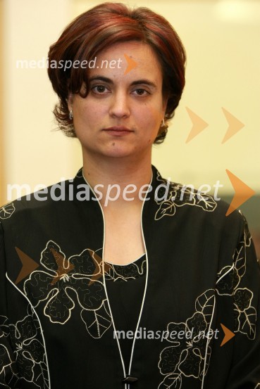 Dr. Katja Šnuderl, Fakulteta za kemijo in kemijsko tehnologijo Univerze v MariboruUniverza v Mariboru: Promocija doktorjev znanosti, april 2009