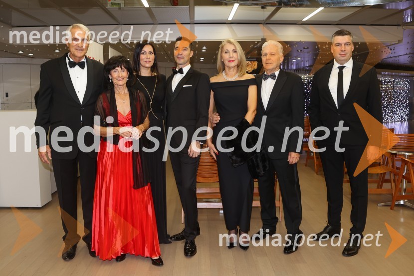  Slobodan Sibinčič , generalni sekretar Evropskega združenja poslovnih medijev, predsednik sveta Managerskih koncertov, Švedski generalni častni konzul;  Katarina Sibinčič, odvetnica;  Ajda Sibinčič, Inštitut za poslovno-izobraževalne rešitve;  Jan Sibinčič, odvetniška družba Sibinčič-Križanec;  Tea Dovšak;  Anton Vasja Dovšak;  Jaka Mrak, MDM d.o.o30. dobrodelni managerski koncert