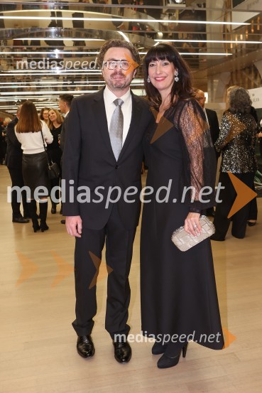 dr. Gregor Drnovšek, pravnik;  Petra Kancler,  urednica revije Avenija30. dobrodelni managerski koncert