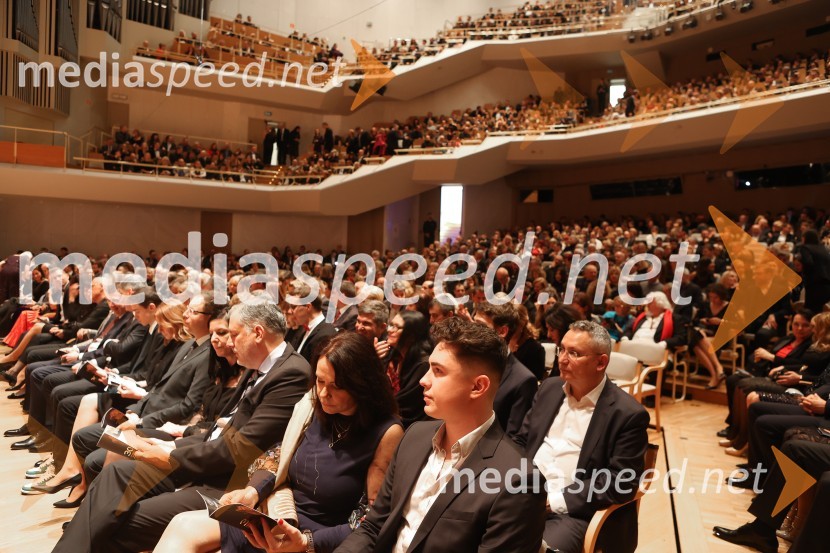 30. dobrodelni managerski koncert