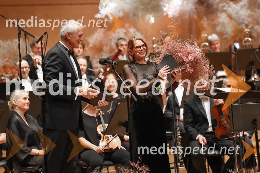  Slobodan Sibinčič , generalni sekretar Evropskega združenja poslovnih medijev, predsednik sveta Managerskih koncertov, Švedski generalni častni konzul;  Eva Longyka Marušič, voditeljica30. dobrodelni managerski koncert