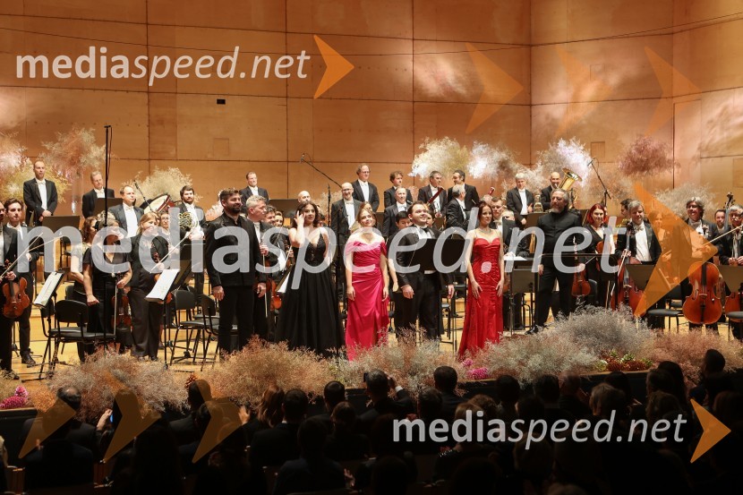  Jure Počkaj, operni solist, nekdanji inšpektor orkestra ljubljanske Opere;  Ana Vidmar, operna solistka;  Pia Novak, sopranistka;  Benjamin Pregl, tenor;  Talita Sofija Komelj, sopranistka, 2. spremljevalka Miss Slovenije 2022;  George Pehlivanian, dirigent30. dobrodelni managerski koncert