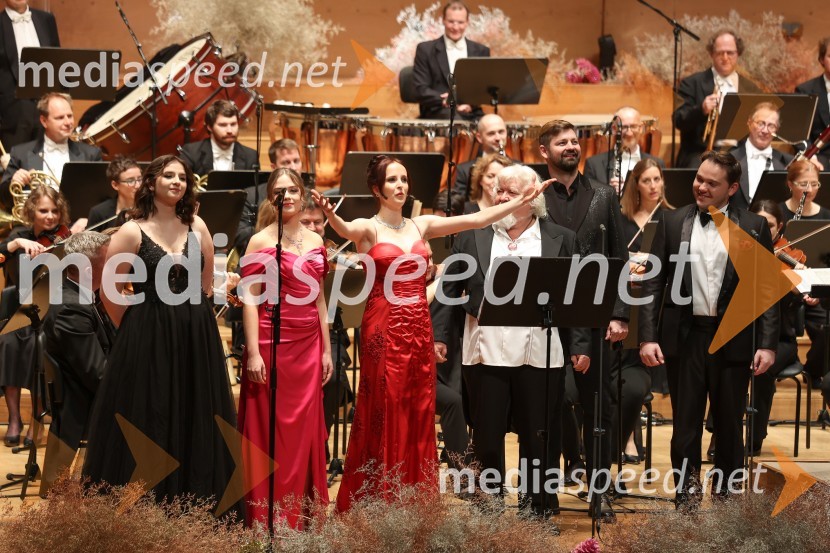  Ana Vidmar, operna solistka;  Pia Novak, sopranistka;  Talita Sofija Komelj, sopranistka, 2. spremljevalka Miss Slovenije 2022;  Janez  Lotrič, operni pevec;  Jure Počkaj, operni solist, nekdanji inšpektor orkestra ljubljanske Opere;  Benjamin Pregl, tenor30. dobrodelni managerski koncert