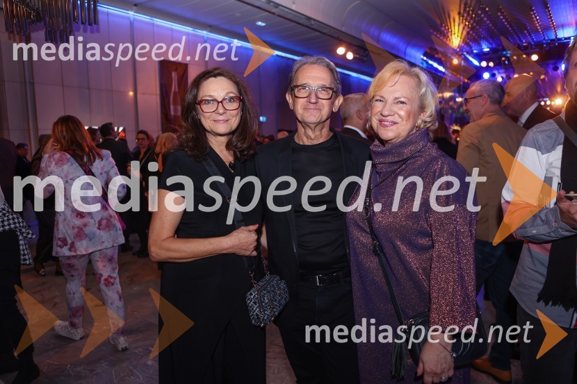  ... ;  ... ;  Sabrina Pečelin, vodja odnosov z javnostmi pri Porsche Slovenija d.o.o.30. dobrodelni managerski koncert