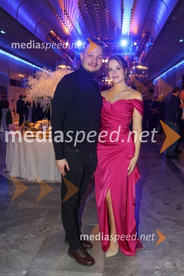  Jaka Mihelač, operni pevec, baritonist;  Pia Novak, sopranistka30. dobrodelni managerski koncert