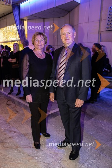  Lojzka Paulus;  Stane Paulus30. dobrodelni managerski koncert