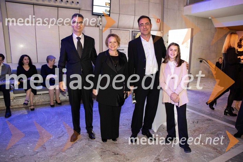 30. dobrodelni managerski koncert