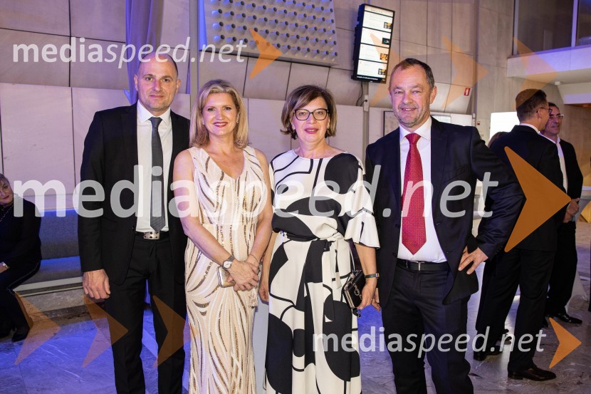  Tadej Jurkovšek;  Aleksandra Šprah Brank;  ... ;  ... 30. dobrodelni managerski koncert