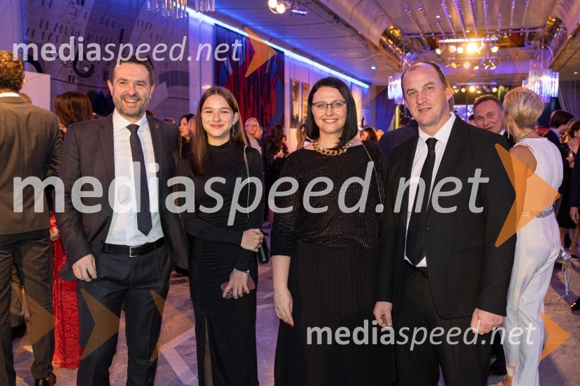 30. dobrodelni managerski koncert