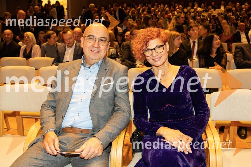  Marjan Kelvišar,  direktor IMP Armature d.o.o.;  Marta Kelvišar, direktorica, Adria Dom30. dobrodelni managerski koncert