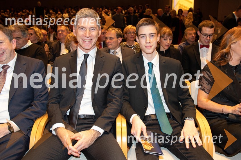 30. dobrodelni managerski koncert