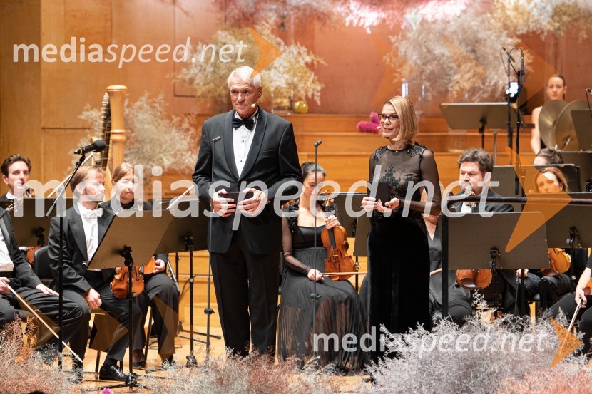  Slobodan Sibinčič , generalni sekretar Evropskega združenja poslovnih medijev, predsednik sveta Managerskih koncertov, Švedski generalni častni konzul;  Eva Longyka Marušič, voditeljica30. dobrodelni managerski koncert