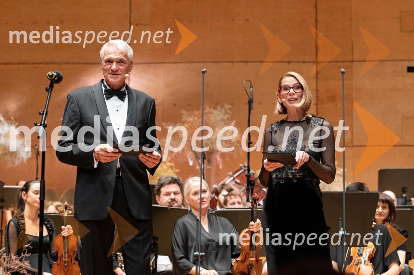  Slobodan Sibinčič , generalni sekretar Evropskega združenja poslovnih medijev, predsednik sveta Managerskih koncertov, Švedski generalni častni konzul;  Eva Longyka Marušič, voditeljica30. dobrodelni managerski koncert