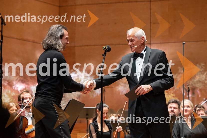  Marko Hatlak, akordeonist;  Slobodan Sibinčič , generalni sekretar Evropskega združenja poslovnih medijev, predsednik sveta Managerskih koncertov, Švedski generalni častni konzul30. dobrodelni managerski koncert