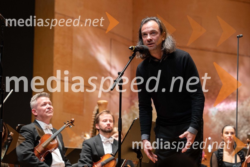  Marko Hatlak, akordeonist30. dobrodelni managerski koncert