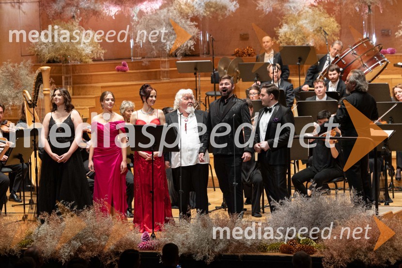  Ana Vidmar, operna solistka;  Pia Novak, sopranistka;  Talita Sofija Komelj, sopranistka, 2. spremljevalka Miss Slovenije 2022;  Janez  Lotrič, operni pevec;  Jure Počkaj, operni solist, nekdanji inšpektor orkestra ljubljanske Opere;  Benjamin Pregl, tenor;  George Pehlivanian, dirigent30. dobrodelni managerski koncert