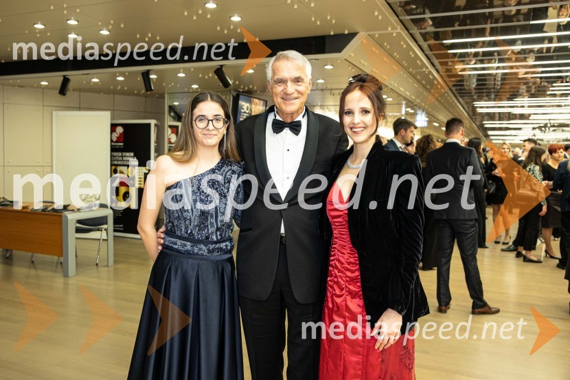  Metka Črnugelj, flavta;  Slobodan Sibinčič , generalni sekretar Evropskega združenja poslovnih medijev, predsednik sveta Managerskih koncertov, Švedski generalni častni konzul;  Talita Sofija Komelj, sopranistka, 2. spremljevalka Miss Slovenije 202230. dobrodelni managerski koncert